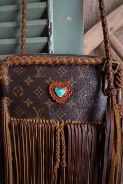 LEATHER AND VODKA MARLY CAMEL FRINGE 20CT KINGMAN TURQUOISE BAG 18 LEATHER AND VODKA MARLY CAMEL FRINGE 20CT KINGMAN TURQUOISE BAG -Western Fashion 0D6A0032