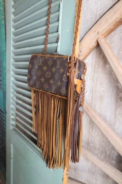 LEATHER AND VODKA MARLY CAMEL FRINGE 20CT KINGMAN TURQUOISE BAG 24 LEATHER AND VODKA MARLY CAMEL FRINGE 20CT KINGMAN TURQUOISE BAG -Western Fashion 0D6A0040