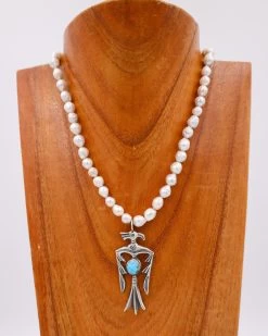 LOVE TOKENS PEARL STRAND WITH STERLING SILVER THUNDERBIRD TURQUOISE NECKLACE -Western Fashion 124 20b2c69e 71d2 4c1d 88d3 3b9021494cad