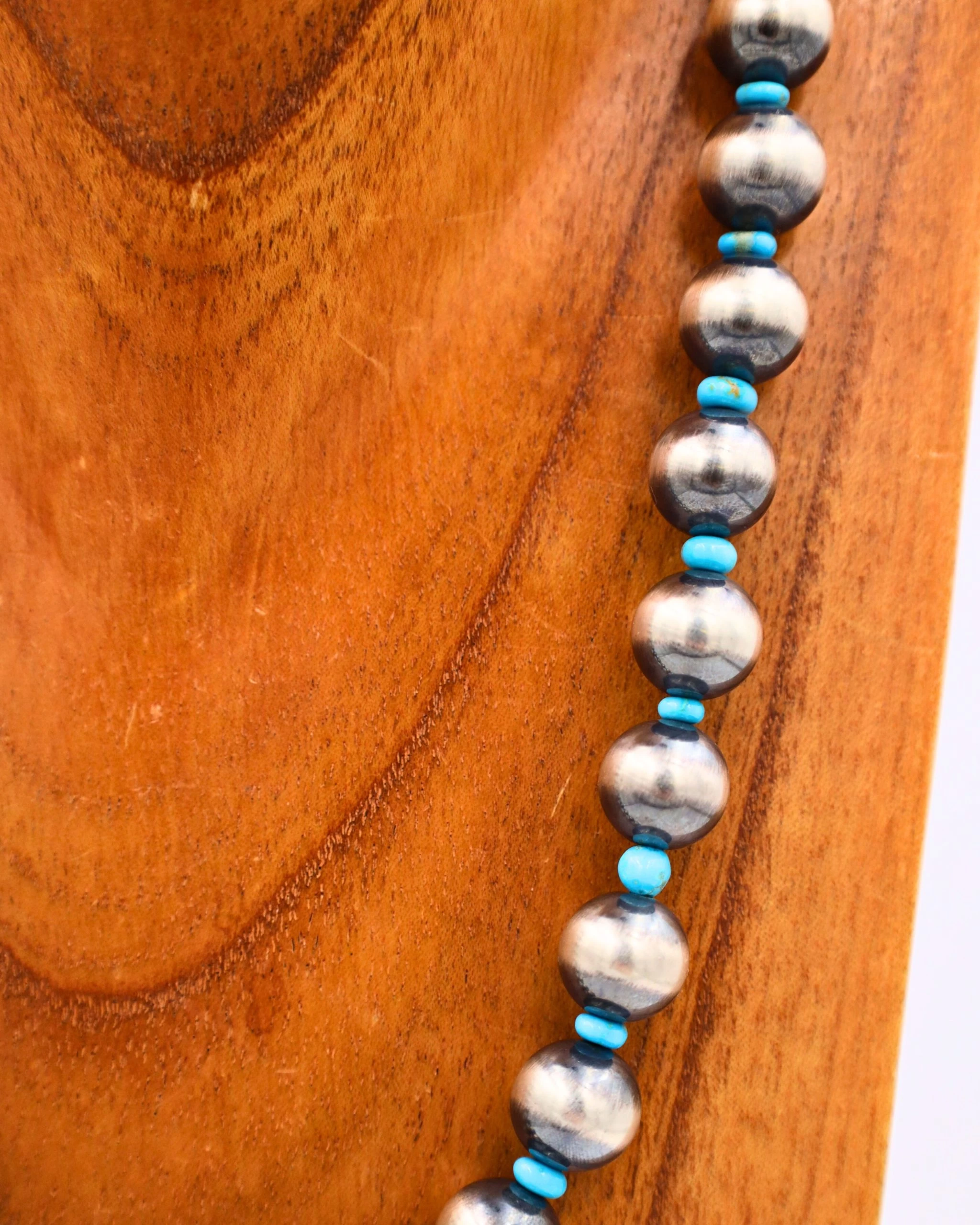 LARGE NAVAJO PEARLS AND TURQUOISE BEADS NECKLACE 5 LARGE NAVAJO PEARLS AND TURQUOISE BEADS NECKLACE - Image 3