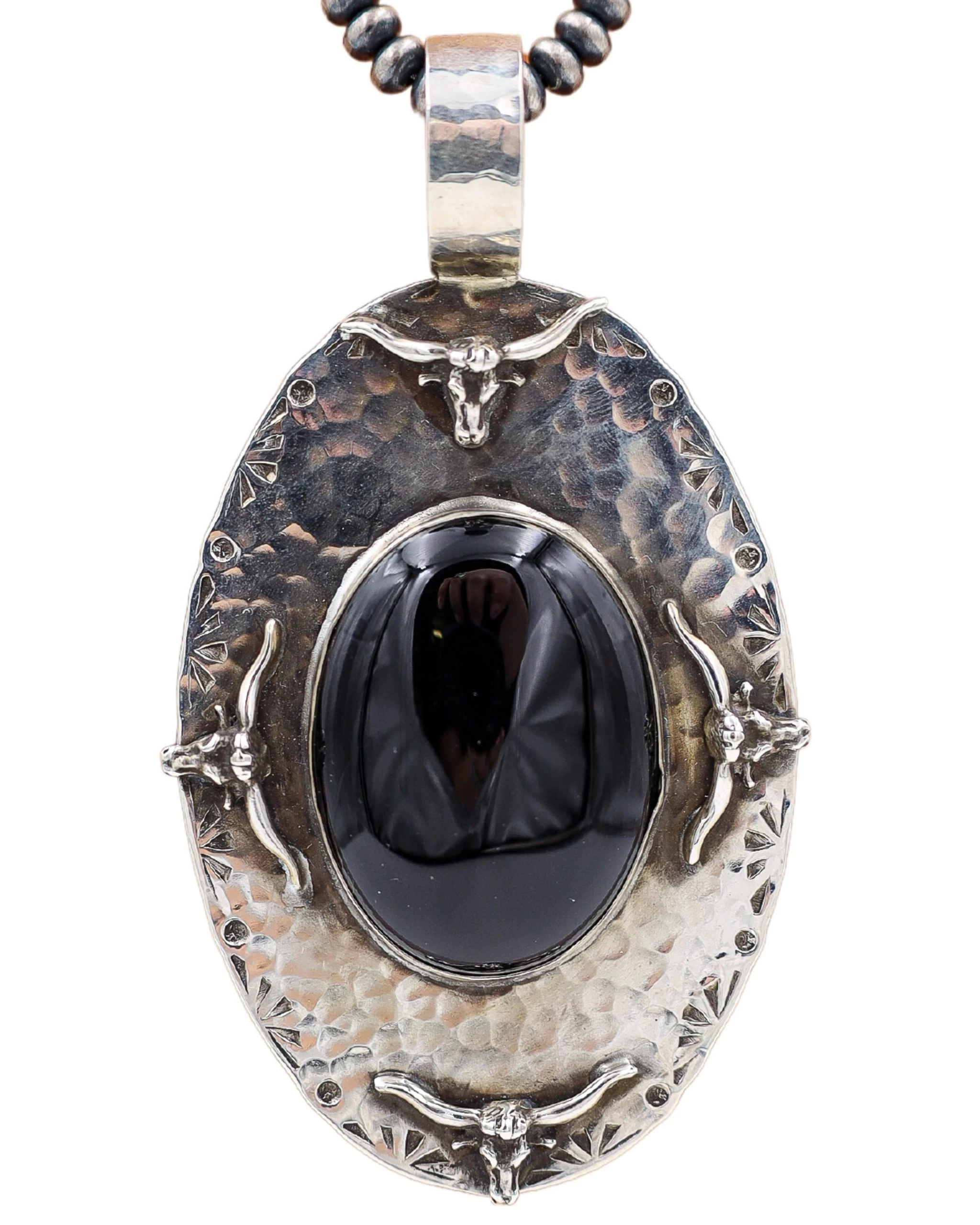 RICHARD SCHMIDT LARGE ONYX OVAL 4 LONGHORNS PENDANT 3 RICHARD SCHMIDT LARGE ONYX OVAL 4 LONGHORNS PENDANT