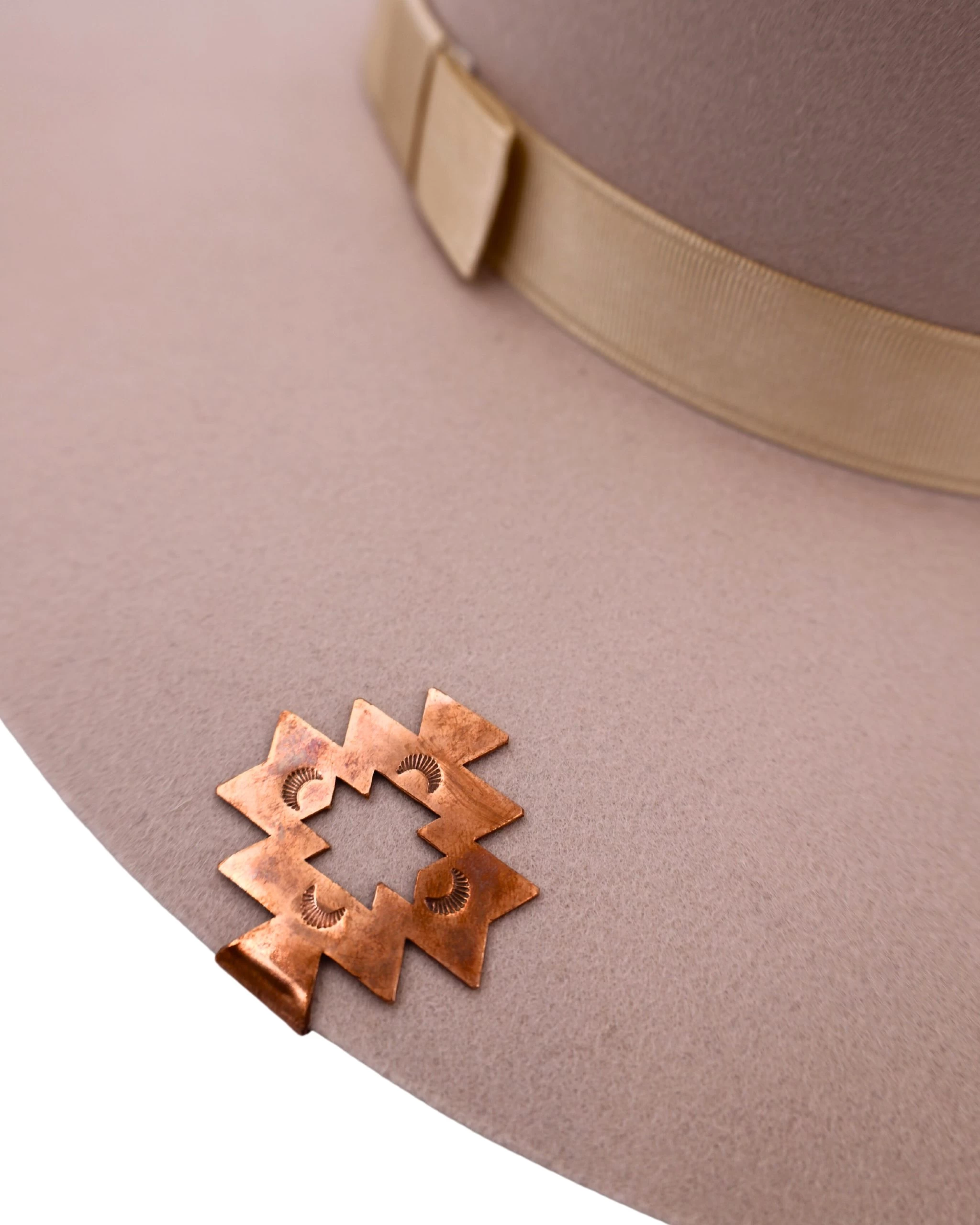 THE WINGED HEART SANTA FE COPPER STAMPED HAT CLIP 5 THE WINGED HEART SANTA FE COPPER STAMPED HAT CLIP - Image 3