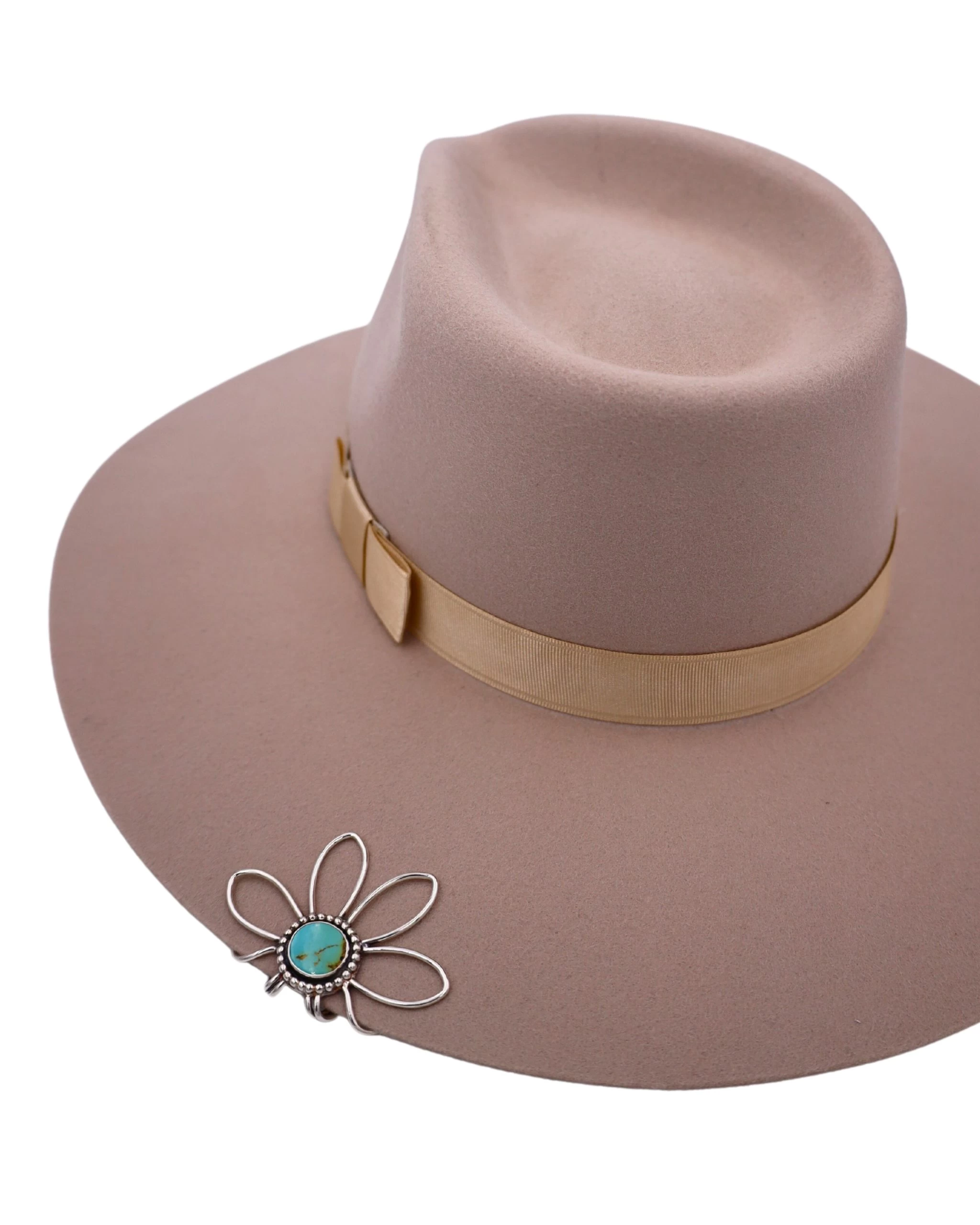 THE WINGED HEART GREEN TURQUOISE BRIM BLOOM CLIP 3 THE WINGED HEART GREEN TURQUOISE BRIM BLOOM CLIP