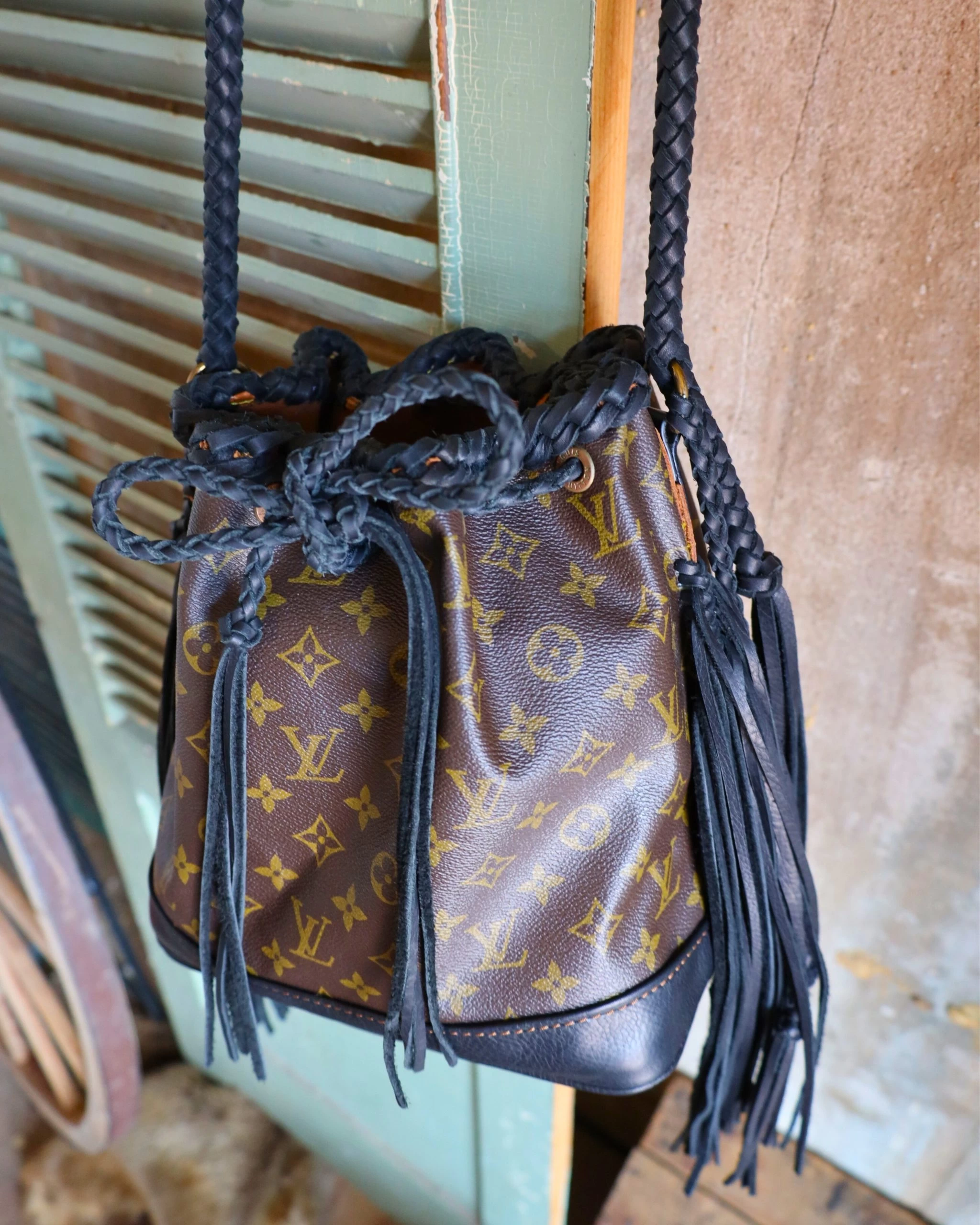 LEATHER AND VODKA NOE NOIR FRINGE BAG 4 LEATHER AND VODKA NOE NOIR FRINGE BAG - Image 2