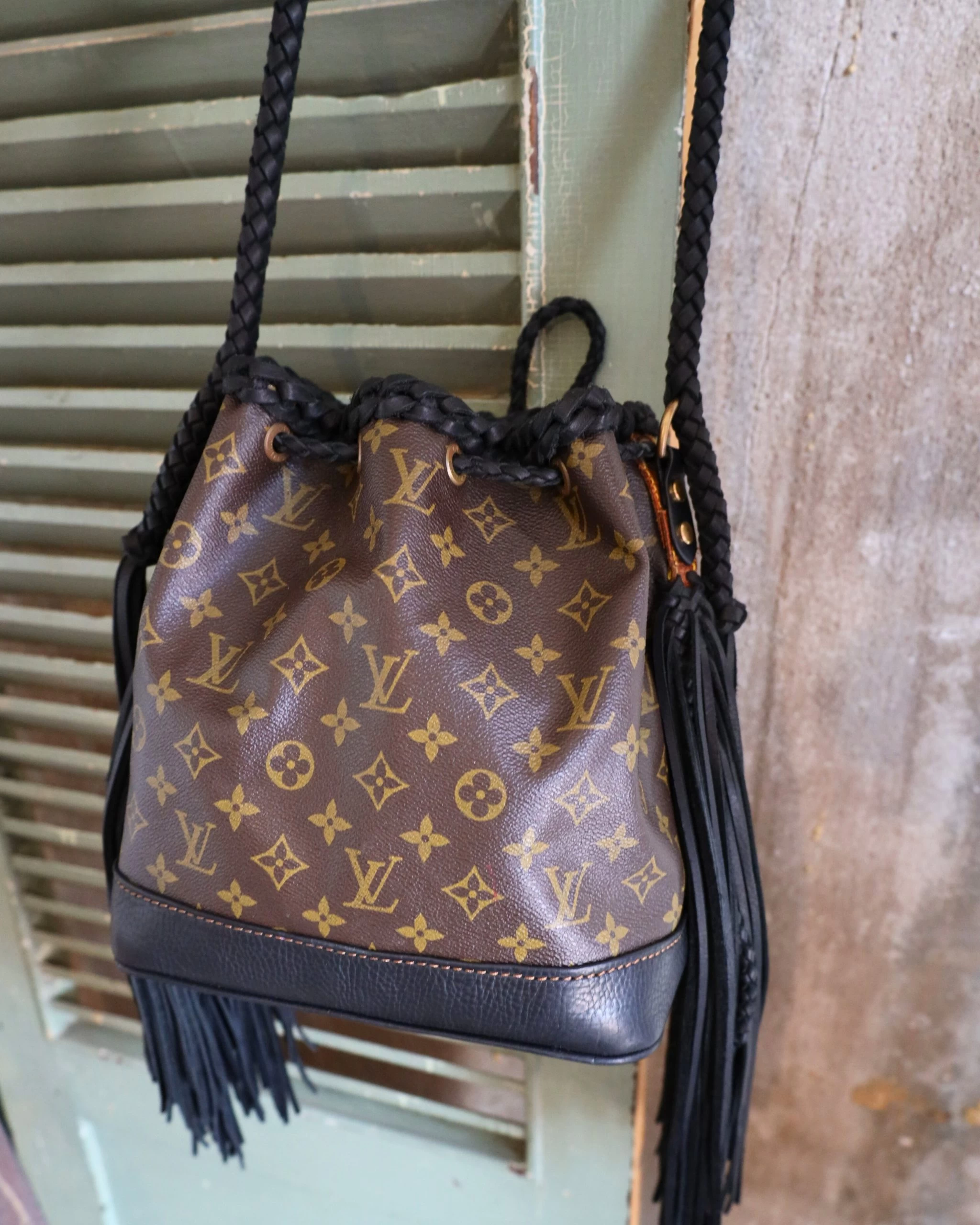 LEATHER AND VODKA NOE NOIR FRINGE BAG 9 LEATHER AND VODKA NOE NOIR FRINGE BAG - Image 7