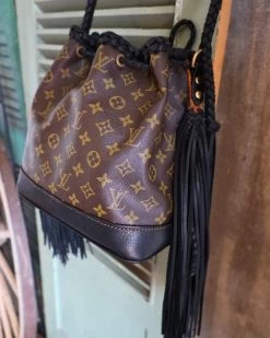 LEATHER AND VODKA NOE NOIR FRINGE BAG 18 LEATHER AND VODKA NOE NOIR FRINGE BAG -Western Fashion 238 6df97738 257f 4672 ae10 306ac1637abb