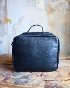 VINTAGE COWGIRL CASES JEWELRY BOOK -Western Fashion 248 931fa6af 0bfc 4ffd 8e5b 5515b20e7634