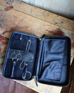 VINTAGE COWGIRL CASES JEWELRY SQUASH BLOSSOM CASE 18 VINTAGE COWGIRL CASES JEWELRY SQUASH BLOSSOM CASE -Western Fashion 265 2b8314b5 96e1 4402 891a 6b1f22cc453e