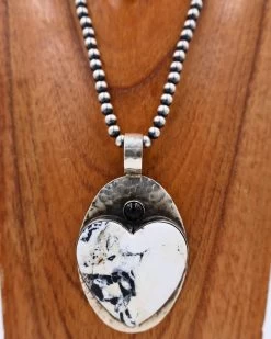 RICHARD SCHMIDT WHITE BUFFALO HEART WITH ONYX DOT PENDANT -Western Fashion 77 7bfd8a6b 23af 40cc 90af b0976eb902ec