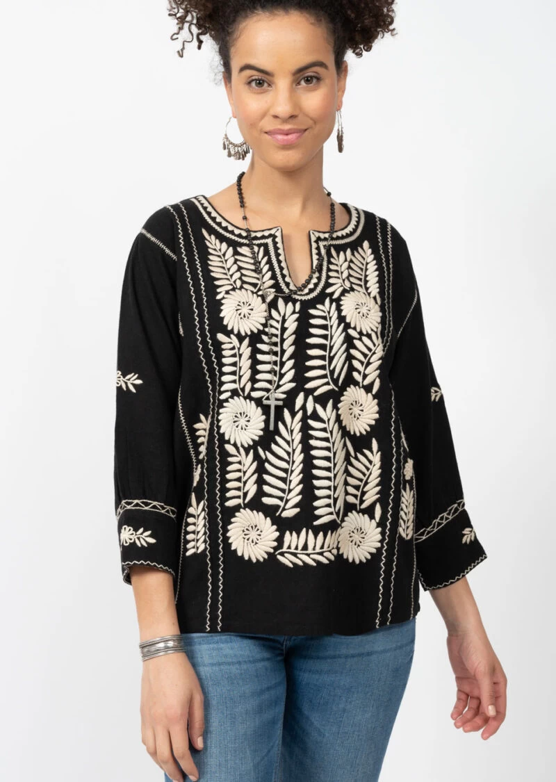 LONGSLEEVE EMBROIDERED BLOUSE 13 LONGSLEEVE EMBROIDERED BLOUSE -Western Fashion Gloria Black 2 800x1125 1