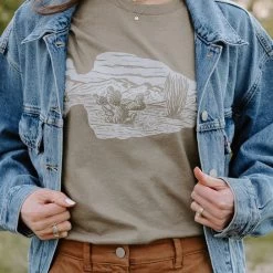 TUMBLEWEED TEXSTYLES ARROWHEAD LANDSCAPE TEE -Western Fashion IMG 9520 2 544x544 0687ef0d 10b2 4c3f bba7 1b1e990ff9c6