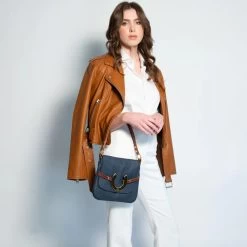 HAMPTON ROAD DESIGNS HUNTER BLUE HANDBAG -Western Fashion NavyHunteronModel3 700x.progressive 00b2c88d fe32 46fa b2e2 a33b468e45f1