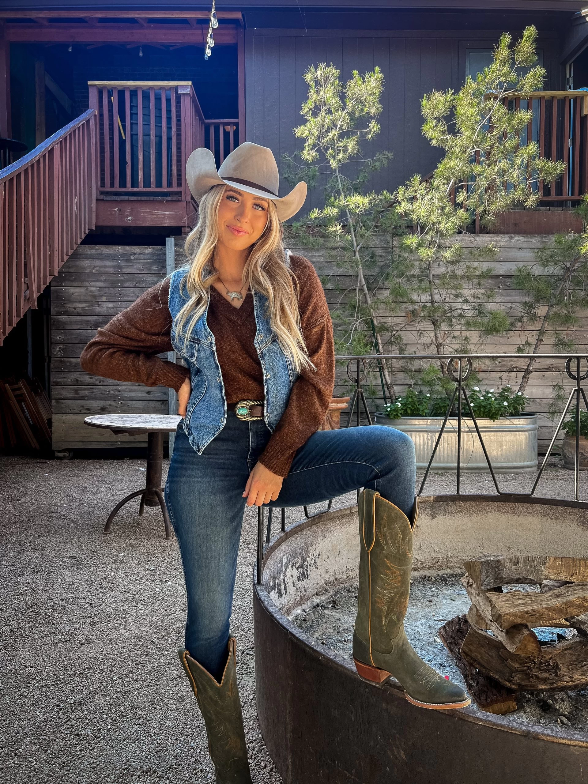 JUSTIN WOMEN'S CLARA OLIVE SUEDED BOOT 10 JUSTIN WOMEN'S CLARA OLIVE SUEDED BOOT - Image 8