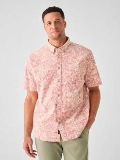 Faherty Short-Sleeve Stretch Playa Shirt -Western Fashion SP23 faherty mens MWS2306 CTP SS STRETCH PLAYA SHIRT CORAL TILE PRINT EXTENDED crop 1 2000x 106431da 8517 4914 8db9 e04b447443dd