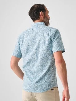 Faherty Short-Sleeve Breeze Shirt -Western Fashion SP23 faherty mens MWS2332 TWH SS BREEZE SHIRT TEAL WATERS HILO back 1 2000x 0770aa27 ebf8 4ca0 bc93 d71a381852cc