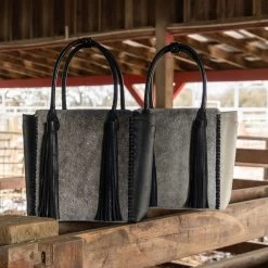 WESTERN AND CO. UPTOWN TASSEL TOTE - BLACK 8 WESTERN AND CO. UPTOWN TASSEL TOTE - BLACK -Western Fashion SnapprPhotoshoot 3 23 23 14of102 dc1be12f b5ba 45b2 afd1 a5a826b19183