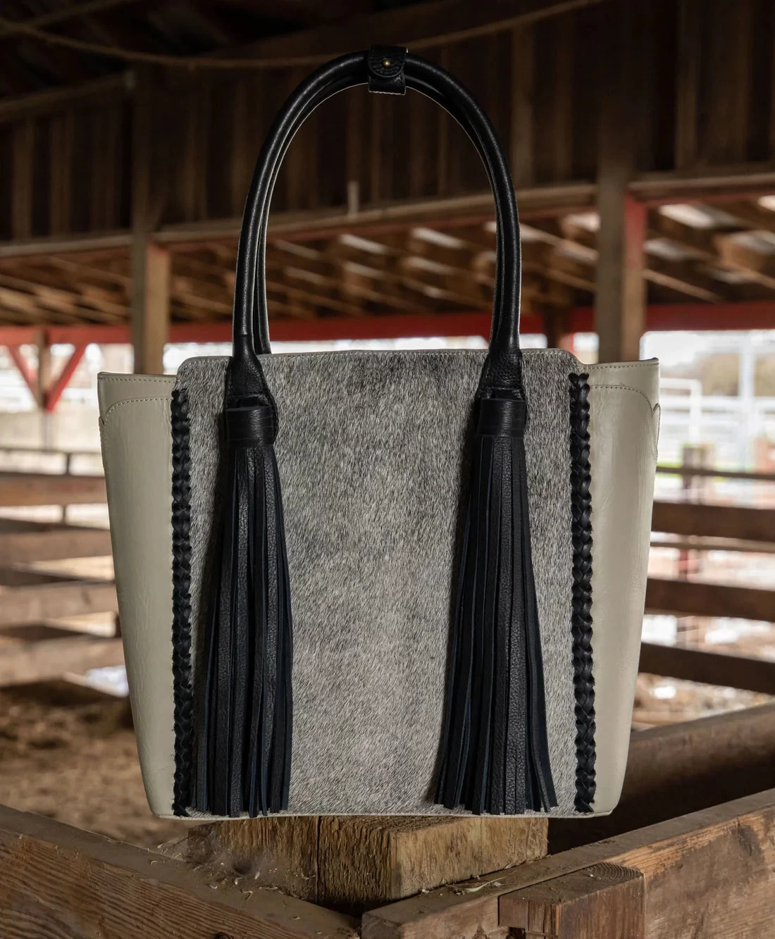 WESTERN AND CO. UPTOWN TASSEL TOTE - SAND 4 WESTERN AND CO. UPTOWN TASSEL TOTE - SAND - Image 2