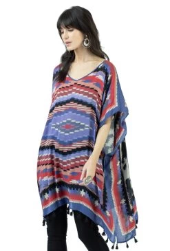 DOUBLE D RANCHWEAR SIERRA BONITA PONCHO -Western Fashion T3750 SierraBonitaPoncho2 2000x 8f44f737 e3a0 4a03 938d d543a20e18a0