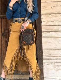 LEATHER AND VODKA DANUBE CHOCOLATE BRAIDED BAG -Western Fashion image 3cb32a43 267b 435e 9fa9 46eac4682372