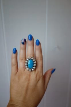 Peyote Bird Sleeping Beauty Faceted With Pearls Surrounding Ring- Size 7.5 -Western Fashion image 582ba53f f2c2 44f6 b866 425acfba0718