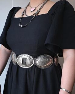 VINTAGE 1960S CONCHO BELT -Western Fashion image 7e7017b1 04cd 4d25 bdfb 8da07a0e8a2c