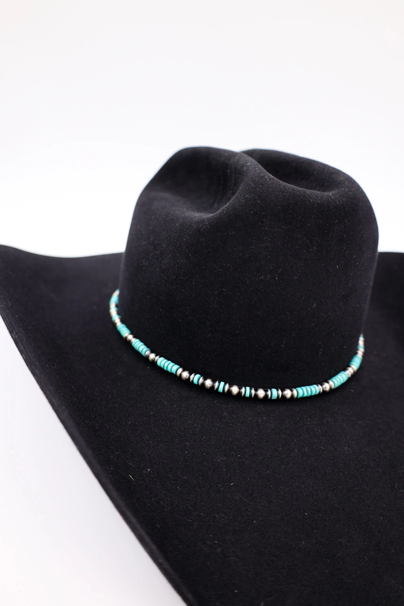 Peyote Bird Turquoise Heishi And Navajo Pearl Hat Band 5 Peyote Bird Turquoise Heishi And Navajo Pearl Hat Band - Image 3