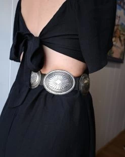 VINTAGE 1960S CONCHO BELT -Western Fashion image 9f7b5e92 95b4 4ccf 9113 d9ce8802c9e6