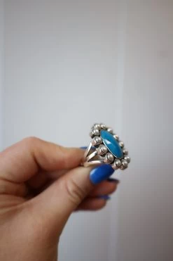 Peyote Bird Sleeping Beauty Faceted With Pearls Surrounding Ring- Size 7.5 -Western Fashion image a88d28ec cb58 41fa a112 419ce5fd53f1