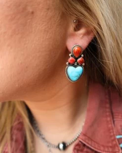 TURQUOISE HEART WITH THREE RED SPINY OYSTER DOTS EARRINGS -Western Fashion image f052d7fe b90a 4518 b752 5d6c63251dd6