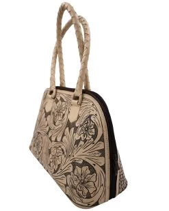 QUE CHULA MALENTINE MEDIANO CREAM PURSE -Western Fashion image f4c943a8 4846 40ee 9aa8 bed79d2569fd