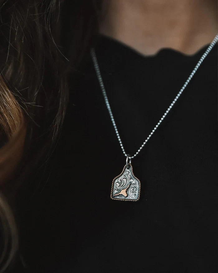 VOGT EARTTAG LONGHORN GOLDHORN NECKLACE 6 VOGT EARTTAG LONGHORN GOLDHORN NECKLACE - Image 4